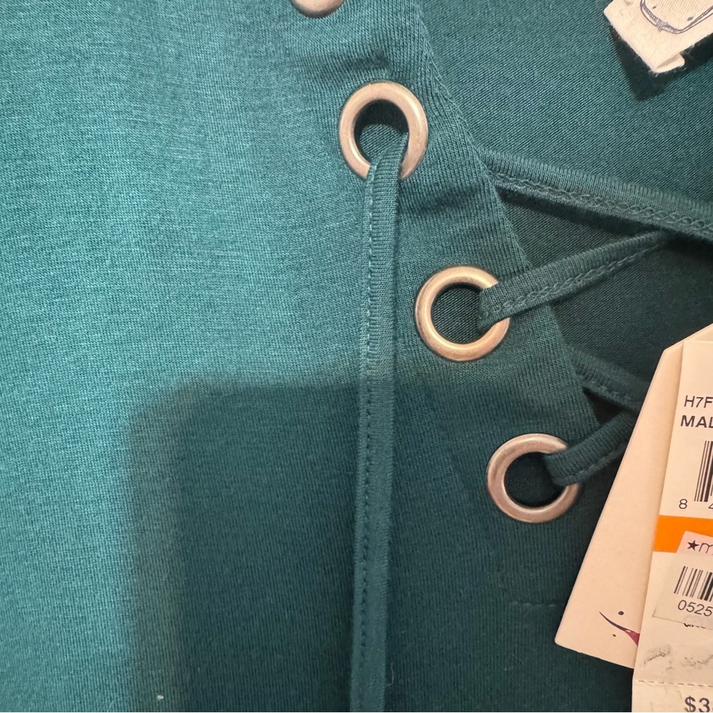 ‼️HIPPY ROSE HOODIE Small‼️ - Picture 8 of 12